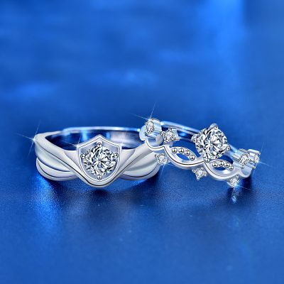 Nhan-cap-doi-bac-dinh-kim-cuong-Moissanite-hinh-hoang-tu-va-cong-chua-LILI_054890_2-400x400